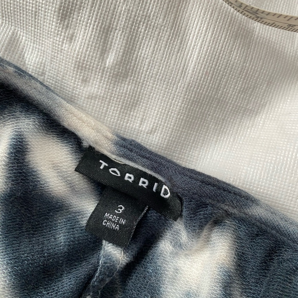 Torrid black and white tie dye dress - Picture 2 of 4